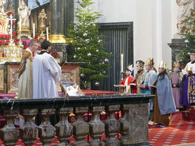 Diözesale Aussendung der Sternsinger im Hohen Dom zu Fulda (Foto:Karl-Franz Thiede)